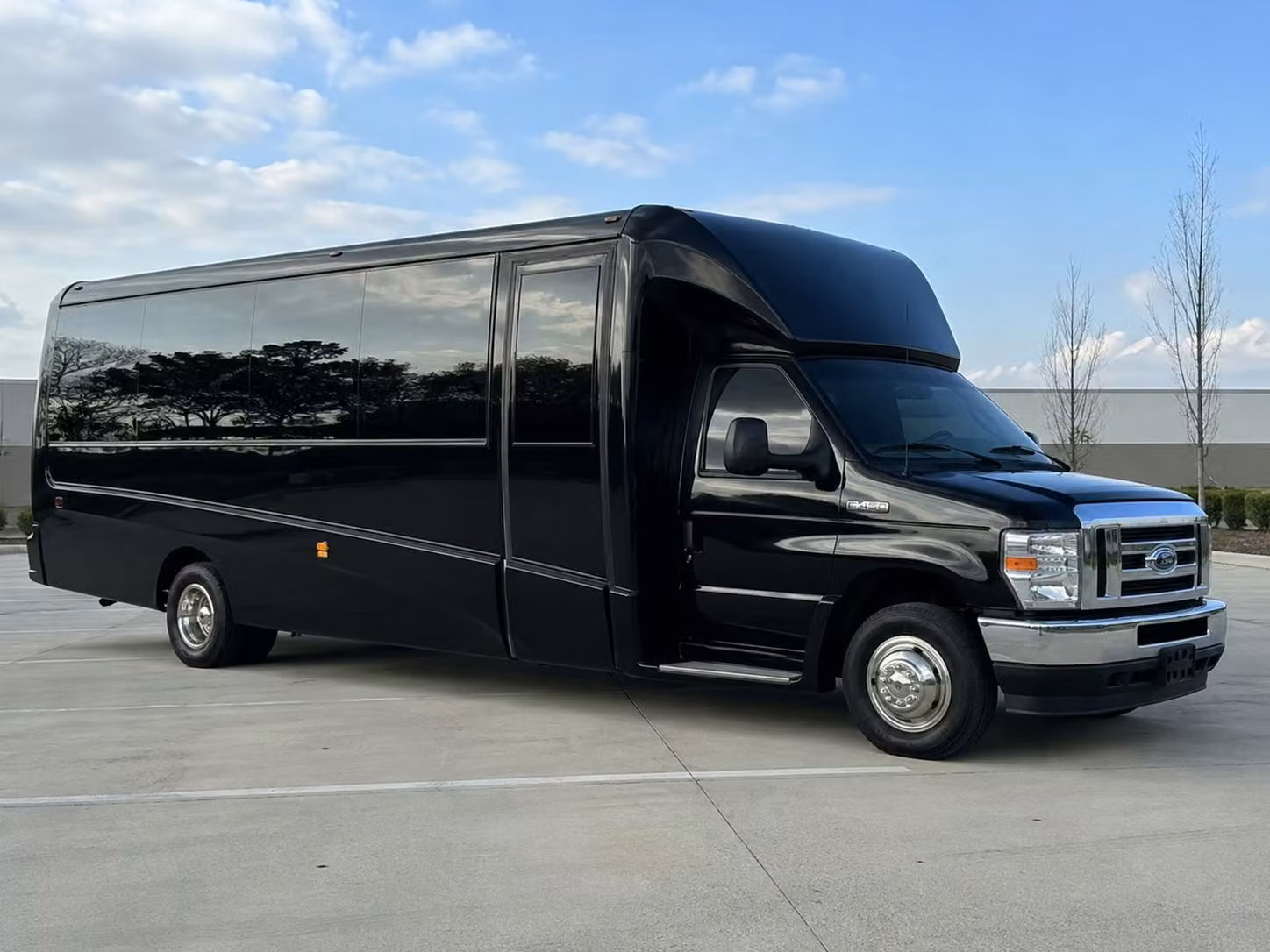 15 passenger minibus