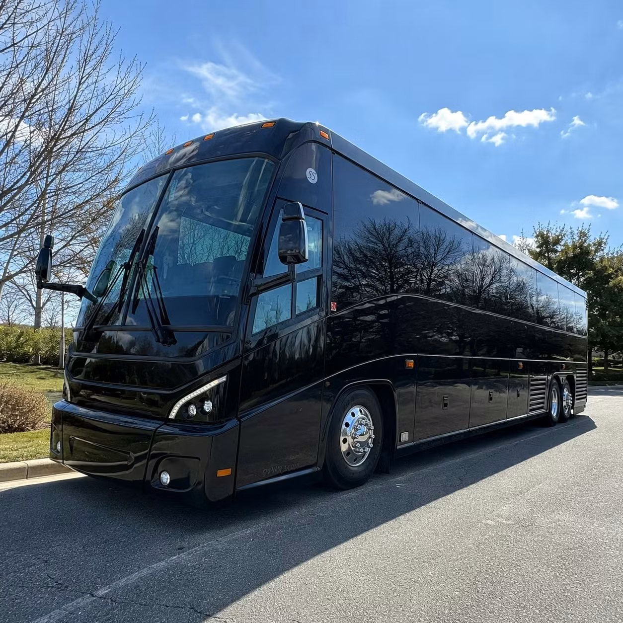 airport transfers metro connections and last mile employee shuttles in la