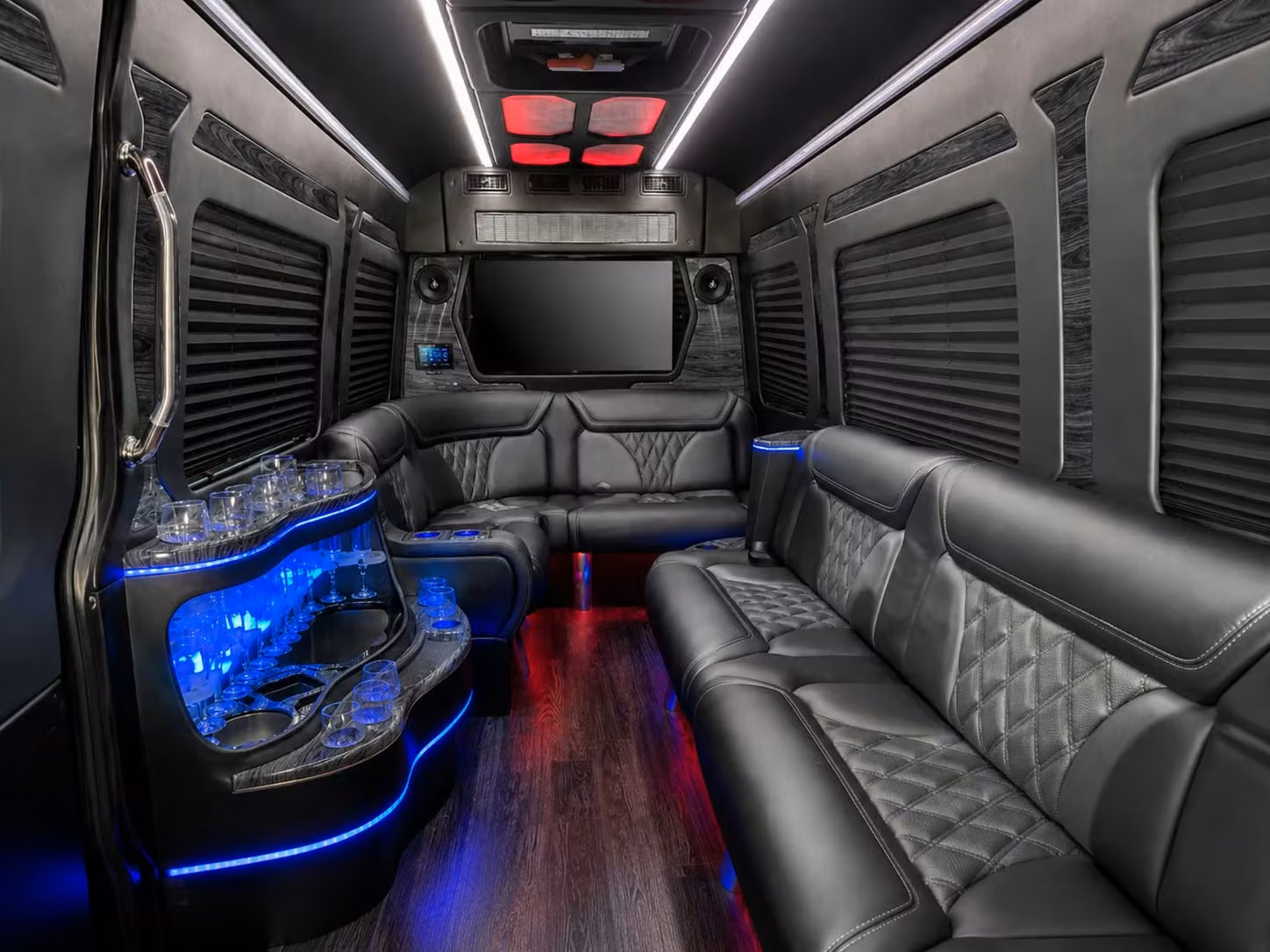 choosing the right bus size for your la employee shuttle program
