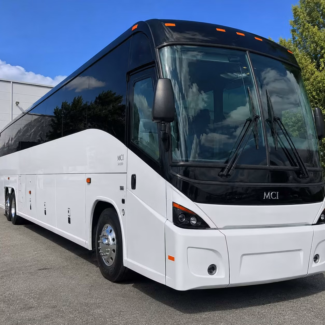 employee shuttles in los angeles